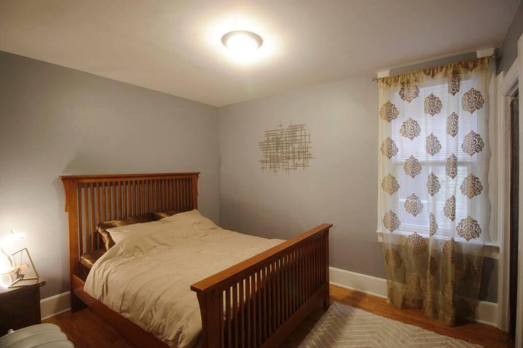 Renovated Brady St. Classic Milwaukee Extérieur photo
